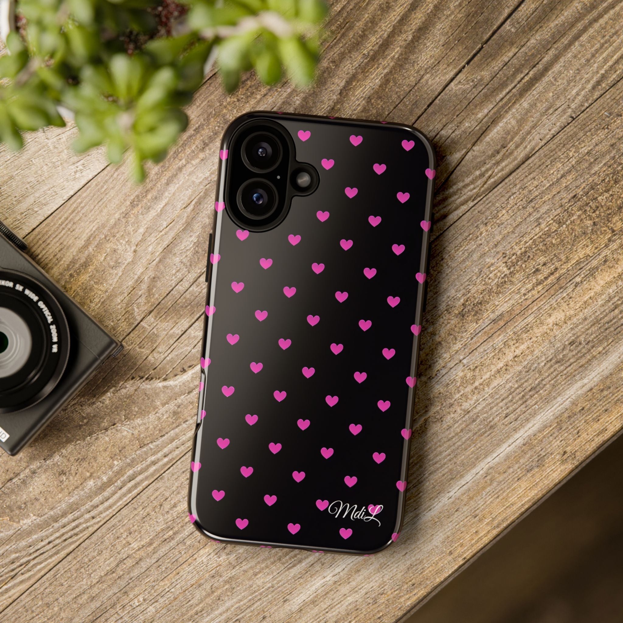 Dotted Hearts | Neon Pink and Black - Mare di Luna
