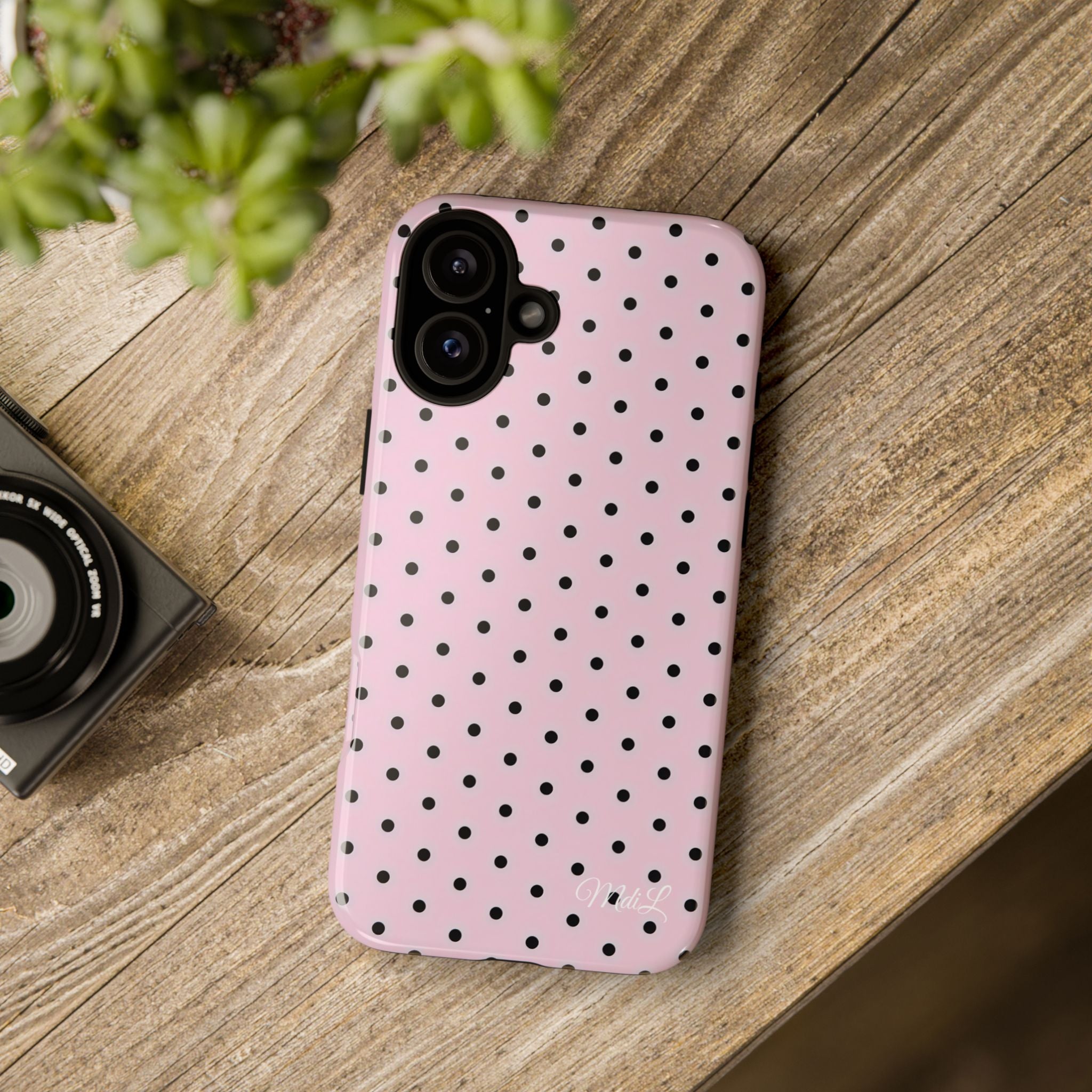 Polka Dots | Pink and Black - Mare di Luna