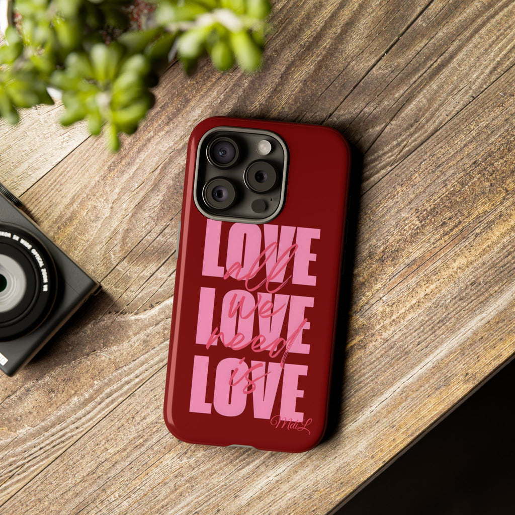 "All We Need Is Love" | Red - Mare di Luna