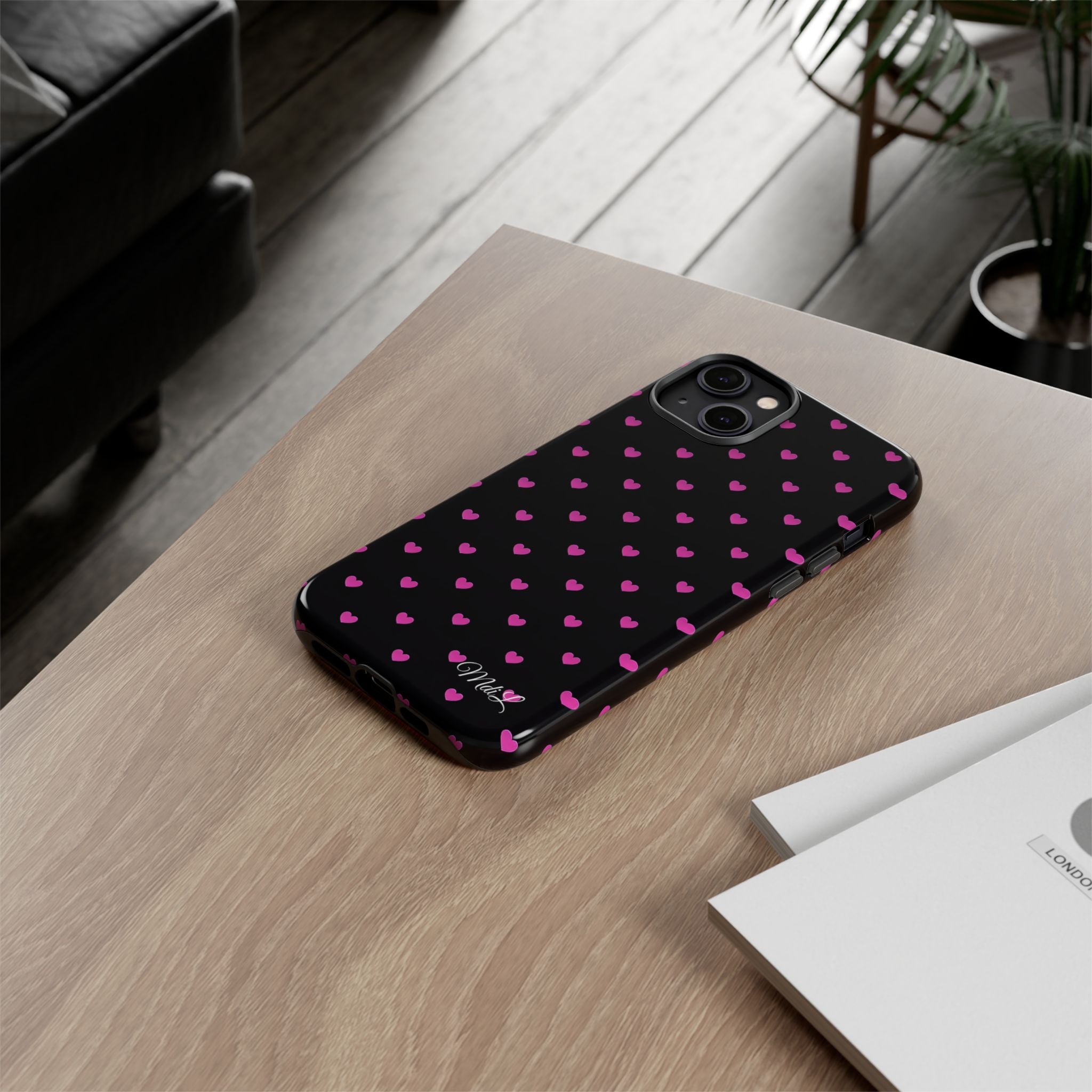 Dotted Hearts | Neon Pink and Black - Mare di Luna